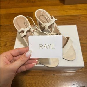 Kendall Heel in Bone